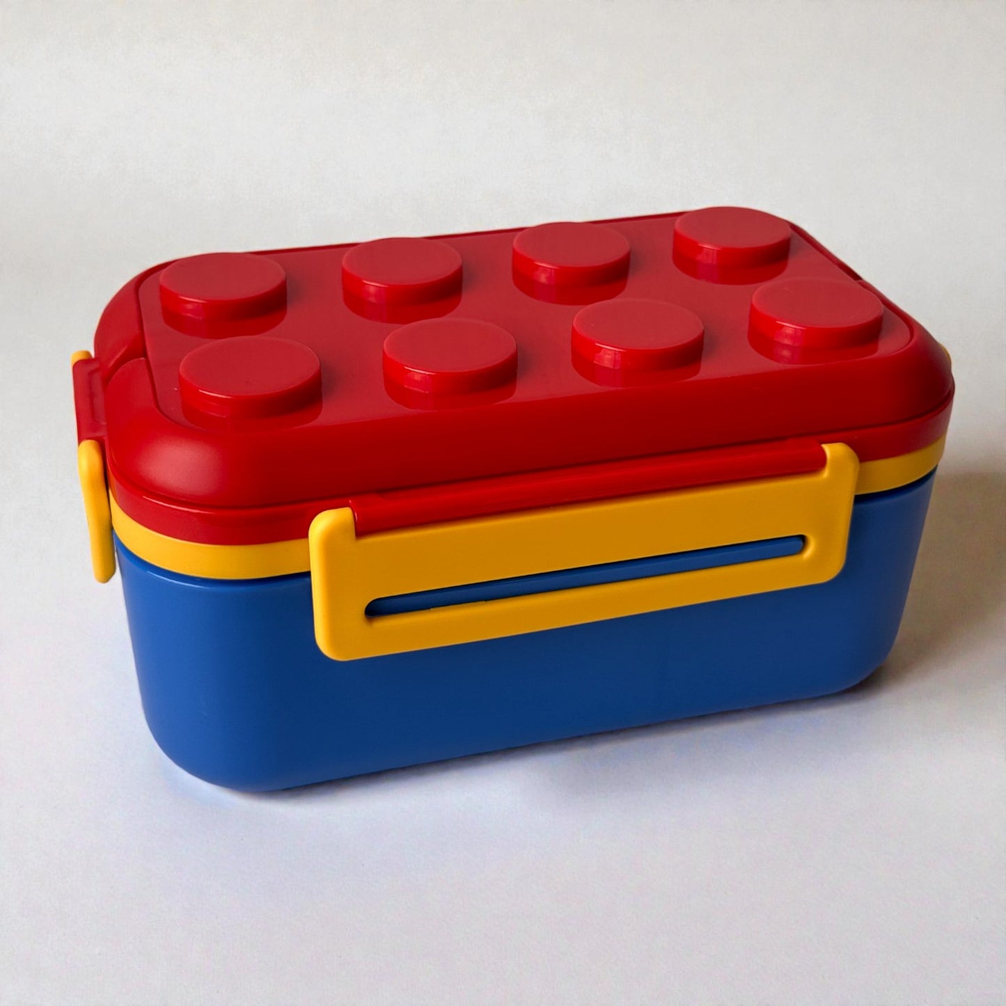 Lancheira Infantil com Divisórias e Talheres – Estilo Blocos, Colorida e Prática para o Dia a Dia
