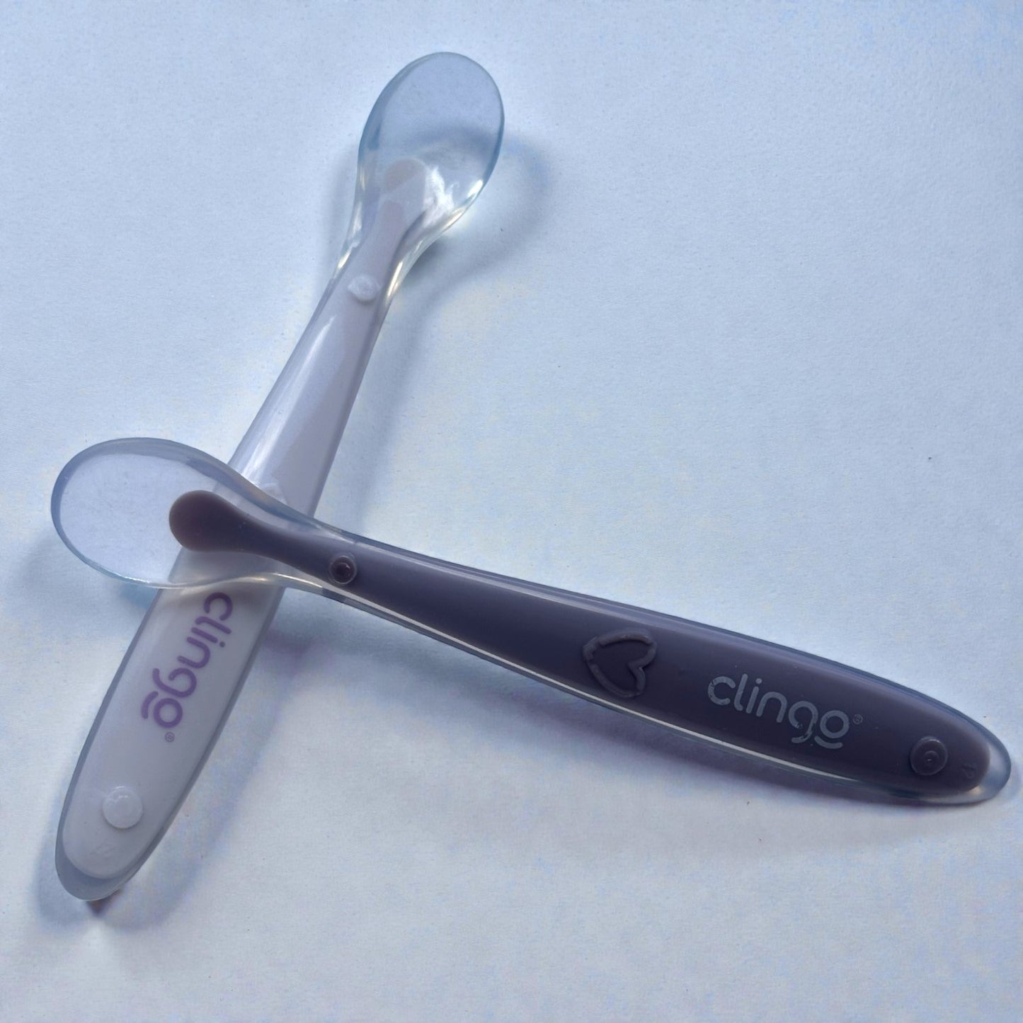 Colheres Deluxe Clingo com Ponta de Silicone – Kit com 2 Unidades (6m+)