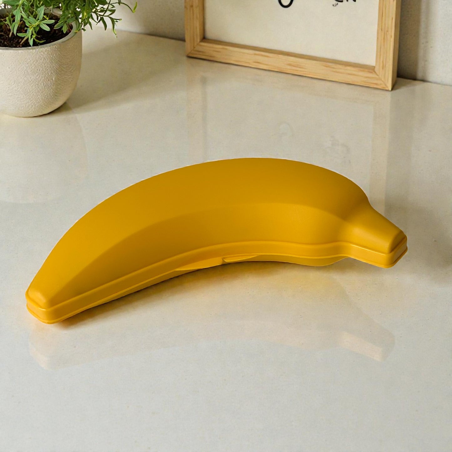 Porta Banana – Adeus Banana Amassada na Lancheira