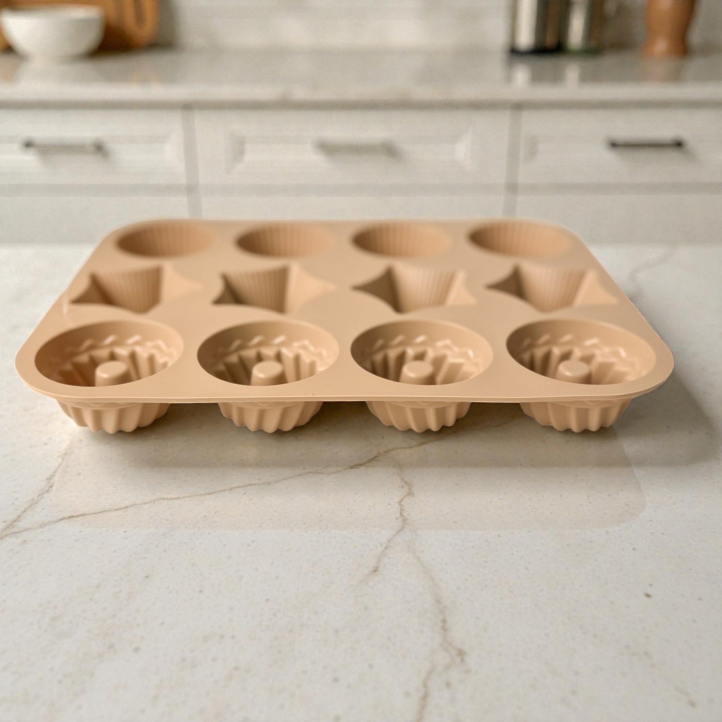 Forma de Silicone Divertida – 12 Cavidades em Formatos Variados