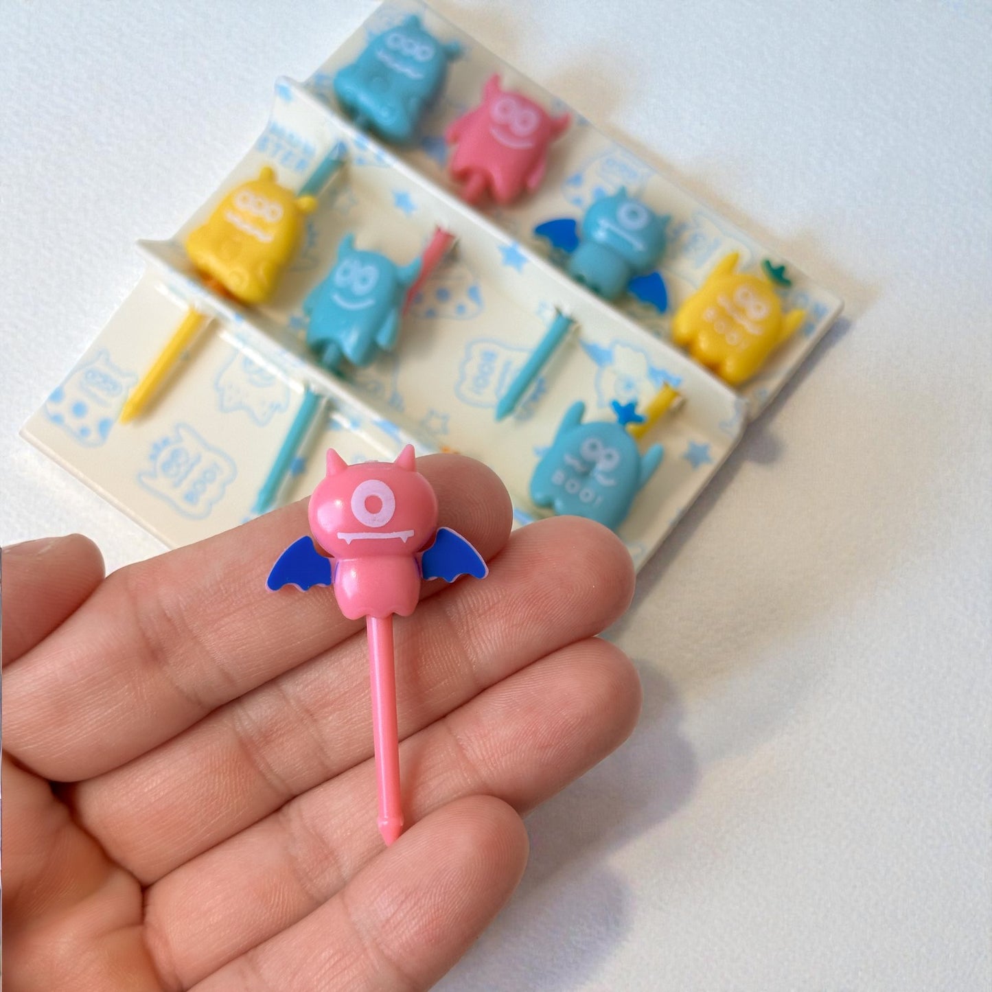 Palitos Decorativos para Frutas – Monster Picks - Kit com 8 Unidades para Lancheiras Infantis