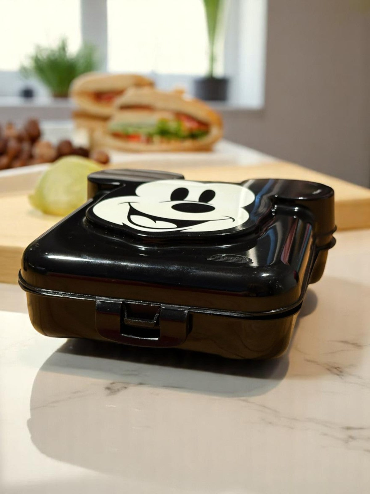 Sanduicheira Infantil Mickey Preta com Orelhas em Relevo