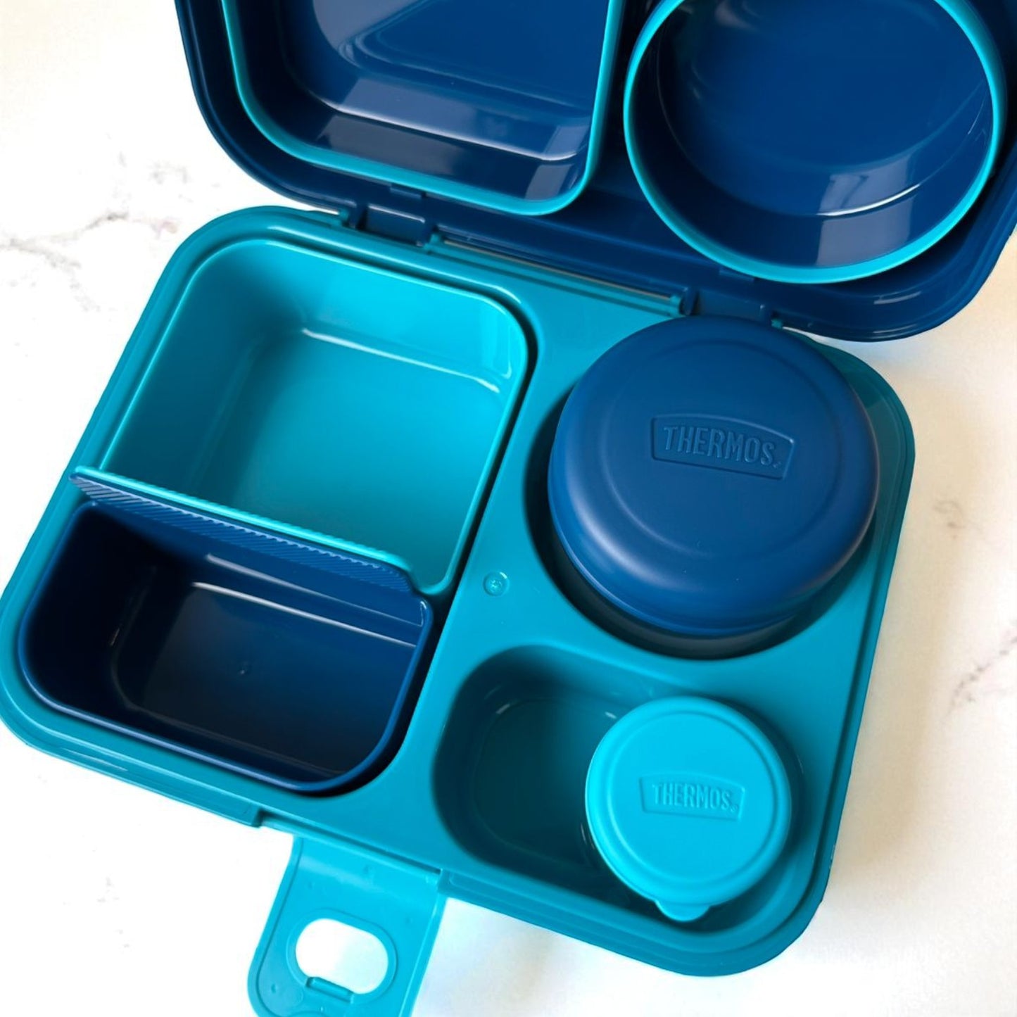 Bento Box Thermos Original – Lancheira Vedada e Compacta (Rosa ou Azul)